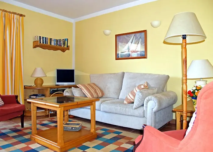 El Mirador Apartment *